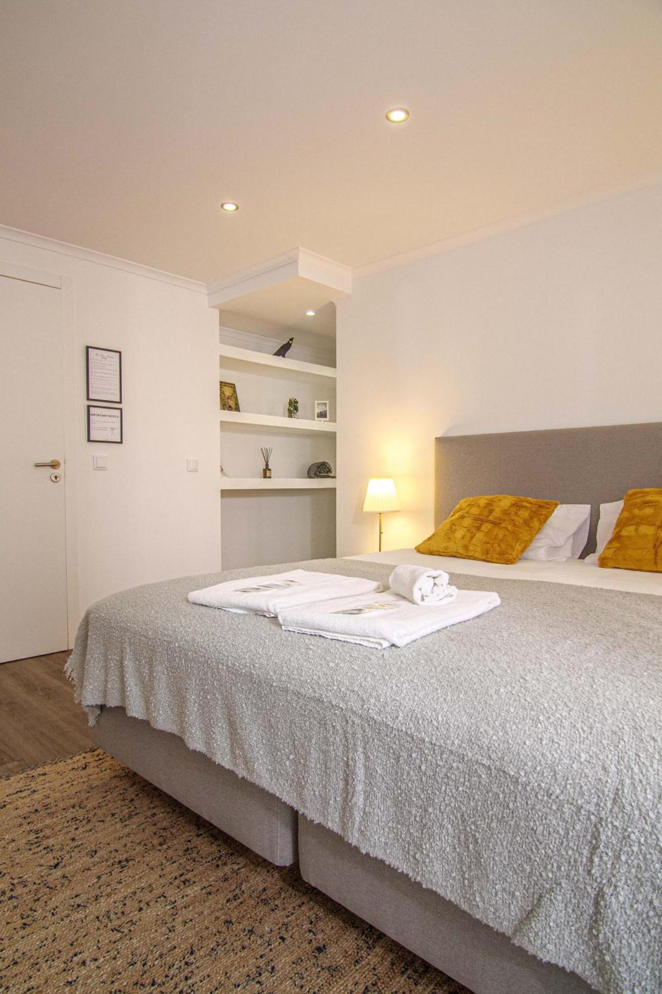 Pine House - Faro Airport, Beach And City Center Zewnętrze zdjęcie